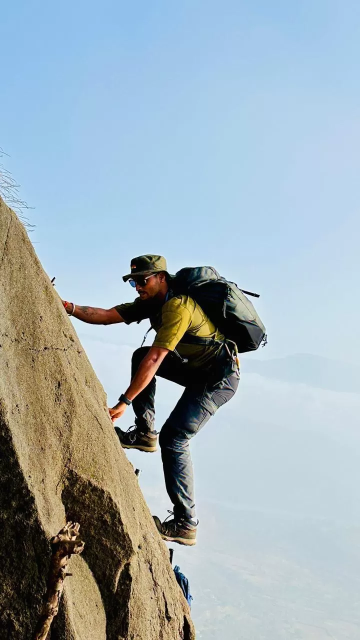 Hadsar and Shivneri Fort